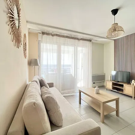 Apartment 4 Personnes - Clime - Terrasse - Pr Port - Centre - Gare - Tramway *