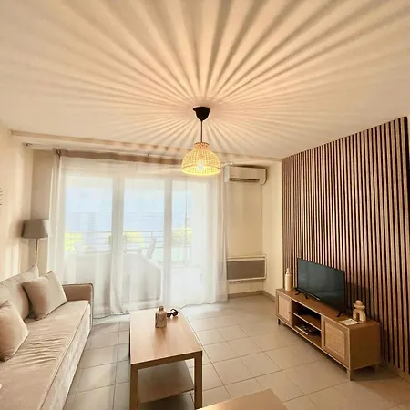 Apartment 4 Personnes - Clime - Terrasse - Pr Port - Centre - Gare - Tramway Nice